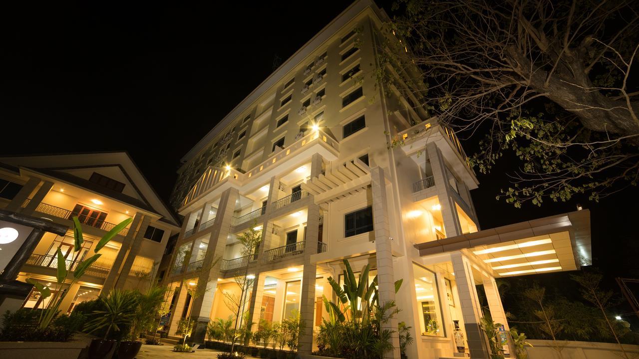 Win Unity Hotel Mandalay Extérieur photo