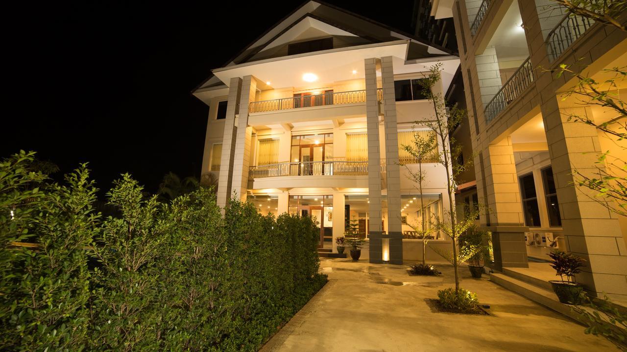 Win Unity Hotel Mandalay Extérieur photo